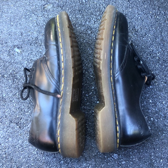 SOLD- Dr. Martens, 1461 unisex Derby Oxfords - Picture 7 of 13